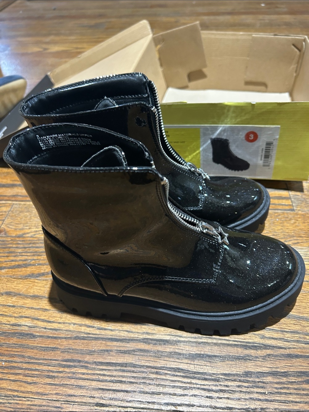 art class Black Patent Star-Zip Ankle Booties new with box - Picture 4 of 10